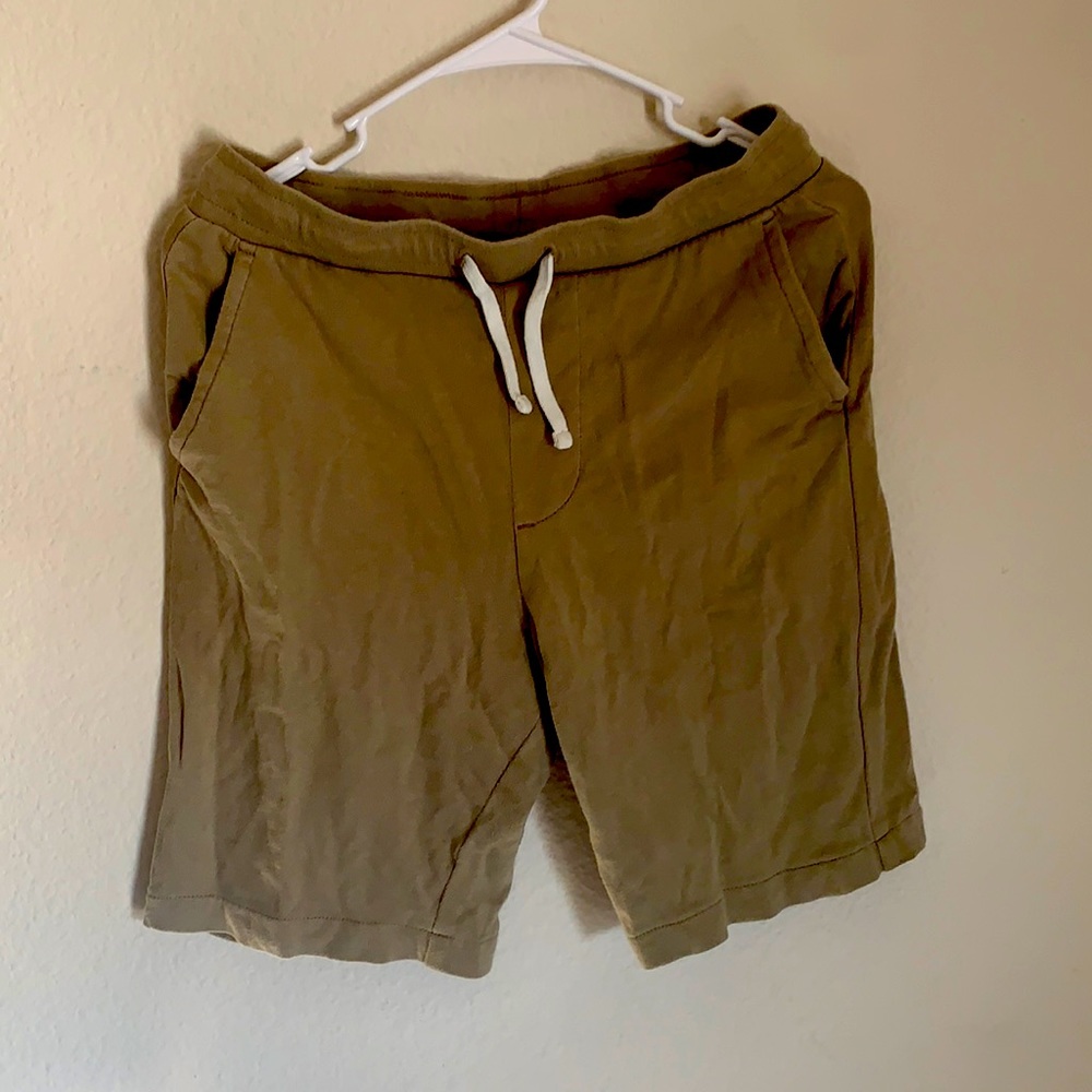 Simple unisex cotton shorts
